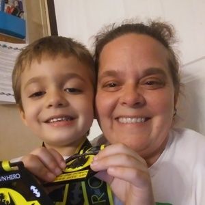 Meet your Posher, Catie